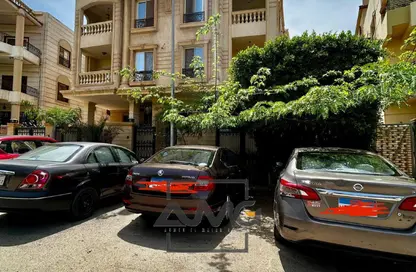 دوبلكس - 4 غرف نوم - 2 حمامات للبيع في شارع عمرو بن العاص - المنطقة ه - حى جنوب الاكايمية - مدينة القاهرة الجديدة - القاهرة