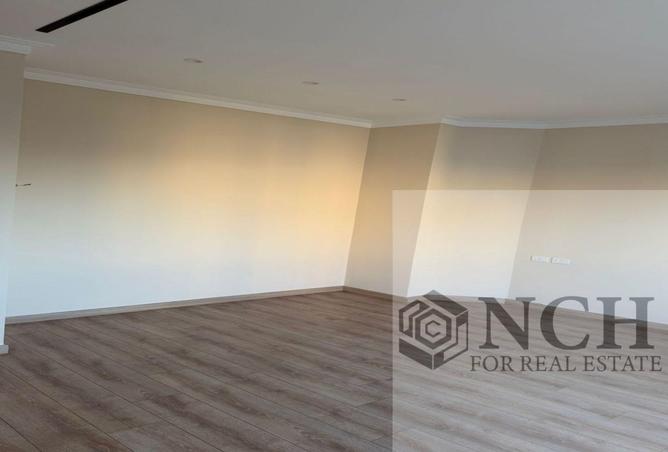 73501517 - Property Image 3