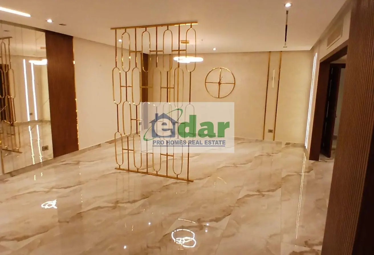 102079027 - Property Main Image