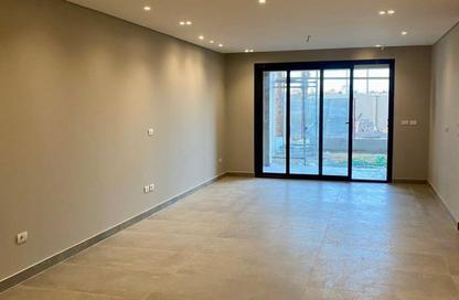 Apartment - 3 Bedrooms - 4 Bathrooms for sale in Village West - Sheikh Zayed Compounds - Sheikh Zayed City - Giza