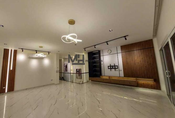 56994077 - Property Image 2