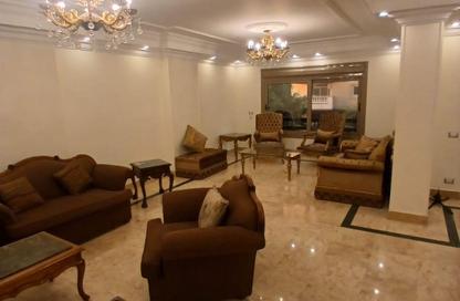 Apartment - 3 Bedrooms - 2 Bathrooms for sale in Al Farik Mohamed Ibrahim St. - 6th Zone - Nasr City - Cairo