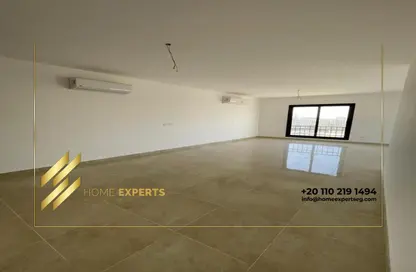 شقة - 3 غرف نوم - 3 حمامات للايجار في مون ريزيدنس - فيفث سكوير - التجمع الخامس - مدينة القاهرة الجديدة - القاهرة