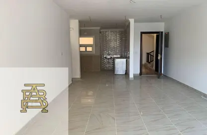 شقة - 3 غرف نوم - 2 حمامات للبيع في B11 - مدينتي - القاهرة