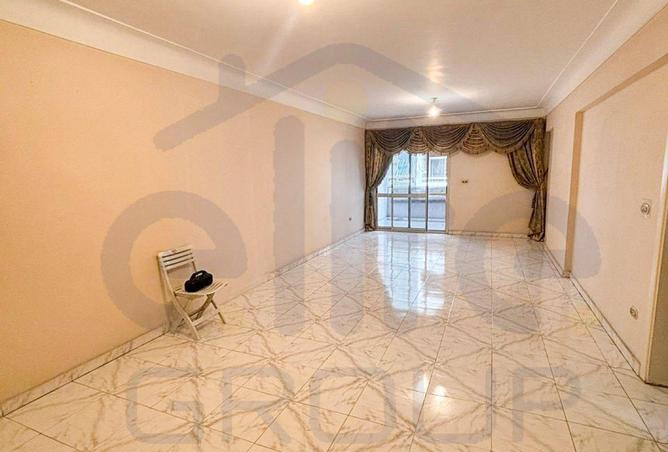 73773079 - Property Main Image