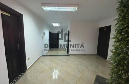 Office Space - 3 Bedrooms - 1 Bathroom for rent in Street70 - District 2 - The 5th Settlement - New Cairo City - Cairo