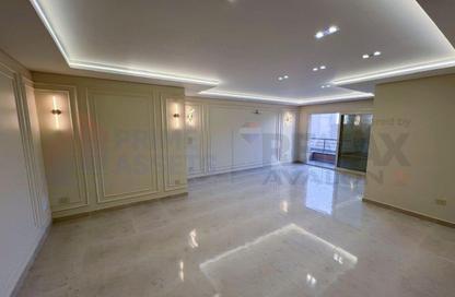 Apartment - 4 Bedrooms - 2 Bathrooms for rent in Camp Chezar - Hay Wasat - Alexandria