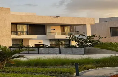 فيلا - 5 غرف نوم - 4 حمامات للبيع في 6 ويست - بيفرلي هيلز - كمبوندات الشيخ زايد - الشيخ زايد - الجيزة