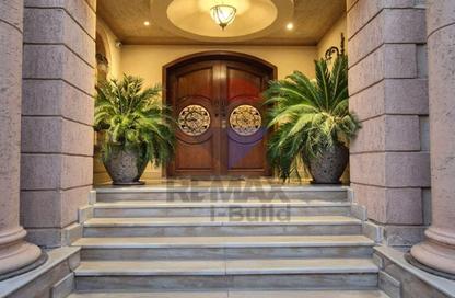 Villa - 7 Bedrooms - 4 Bathrooms for sale in Area D - Ganoob El Acadimia - New Cairo City - Cairo