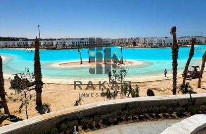 شاليه - 2 - 2 للبيع في ماونتن فيو راس الحكمة - راس الحكمة - الساحل الشمالي