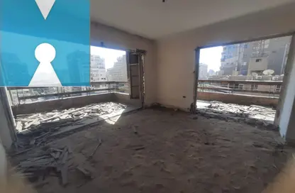 شقة - 5 غرف نوم - 4 حمامات للبيع في شارع جامعة الدول العربية - المهندسين - الجيزة