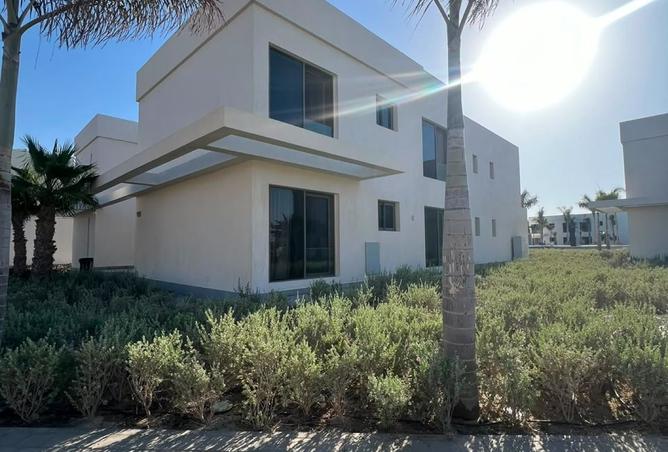 97134012 - Property Image 2