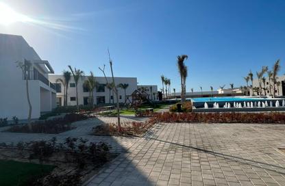 Chalet - 3 Bedrooms - 3 Bathrooms for sale in Seashore - Ras Al Hekma - North Coast
