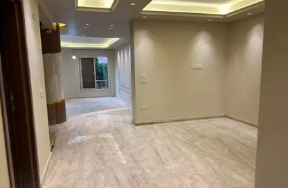 دوبلكس - 3 غرف نوم - 3 حمامات للايجار في اوبرا سيتي - الحي السادس - الشيخ زايد - الجيزة