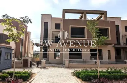 Townhouse - 3 Bedrooms - 4 Bathrooms for sale in New Giza - Cairo Alexandria Desert Road - 6 October City - Giza