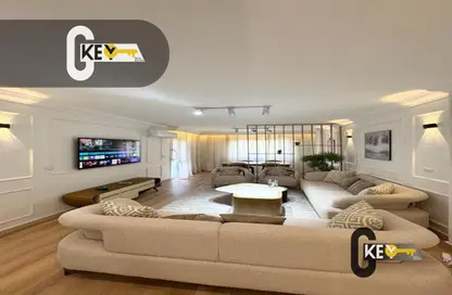 شقة - 3 غرف نوم - 2 حمامات للايجار في B10 - مدينتي - القاهرة