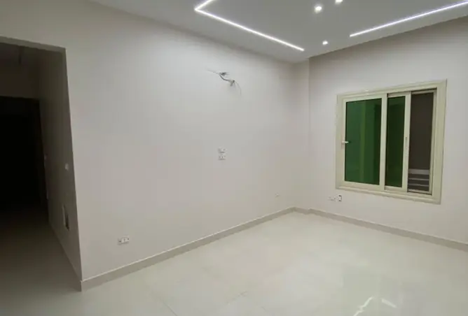 121153115 - Property Image 3