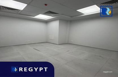 مساحات مكتبية - استوديو للايجار في مول بوينت 90 - المستثمرين الجنوبية - مدينة القاهرة الجديدة - القاهرة