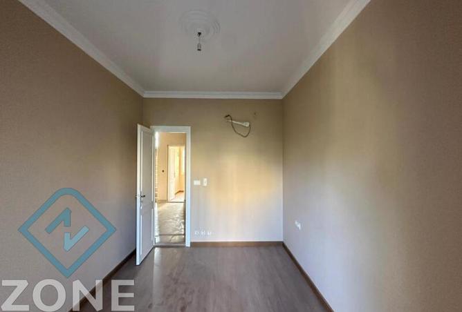 8591873 - Property Image 3