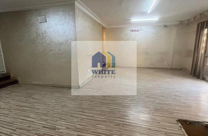 Half Floor - Studio - 3 Bathrooms for rent in Mosadak St. - Dokki - Giza