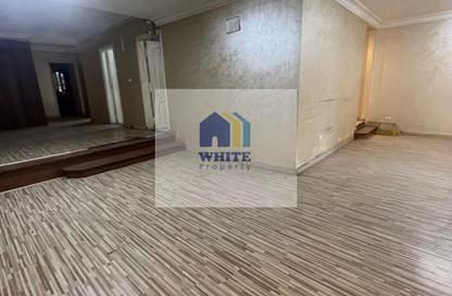 Half Floor - Studio - 3 Bathrooms for rent in Mosadak St. - Dokki - Giza