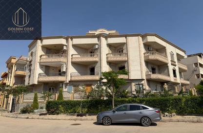 Apartment - 2 Bedrooms - 3 Bathrooms for sale in Ehsan Abd Elkodous St. - District 4 - The 5th Settlement - New Cairo City - Cairo Apartment - 2 Bedrooms - 3 Bathrooms for sale in Ehsan Abd Elkodous St. - District 4 - The 5th Settlement - New Cairo City - Cairo