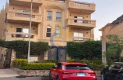 Apartment - 4 Bedrooms - 3 Bathrooms for sale in Area A - Ganoob El Acadimia - New Cairo City - Cairo