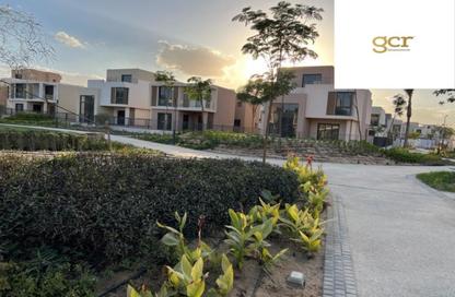 Townhouse - 3 - 3 for sale in Sodic East - 6th District - New Heliopolis - Cairo