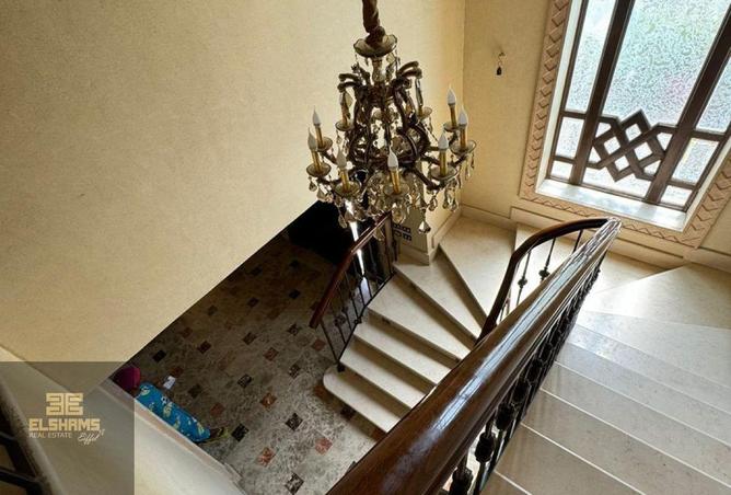 6 BR Villa in Al Jazeera, photo 2 of 3
