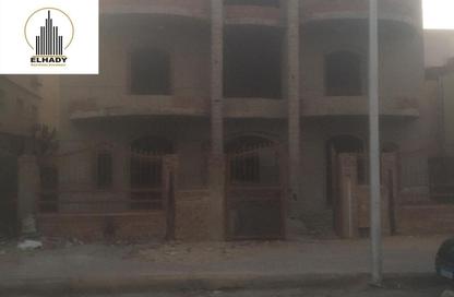 Villa - 7+ Bedrooms - 6 Bathrooms for sale in District 5 - The 5th Settlement - New Cairo City - Cairo