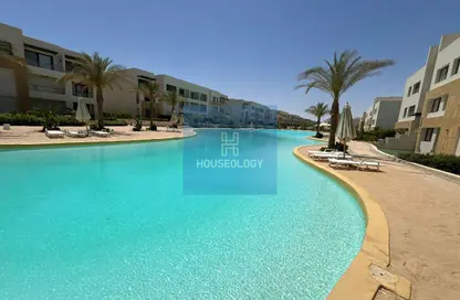 Chalet - 2 Bedrooms - 2 Bathrooms for sale in Azha - Al Ain Al Sokhna - Suez