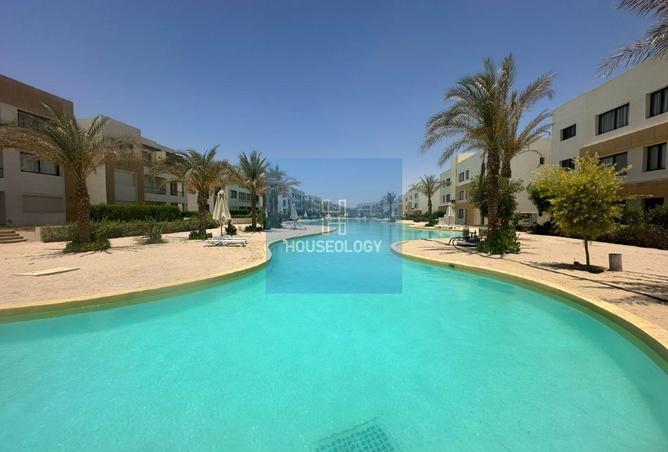 60471100 - Property Image 2