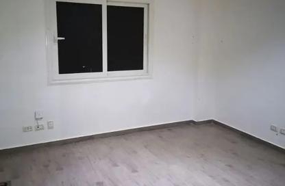 Apartment - 3 Bedrooms - 3 Bathrooms for sale in South Lotus - El Lotus - New Cairo City - Cairo
