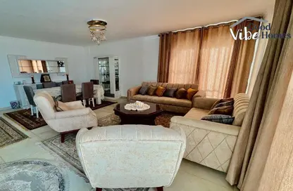 Apartment - 4 Bedrooms - 3 Bathrooms for rent in Tag Sultan - Ring Road - Cairo