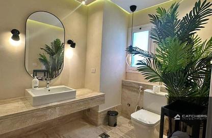 Apartment - 2 Bedrooms - 2 Bathrooms for sale in Hyde Park Central - The 6th Settlement - New Cairo City - Cairo