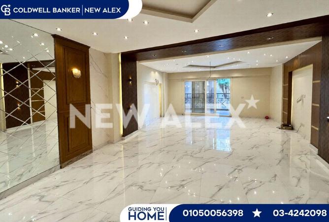 52450925 - Property Main Image