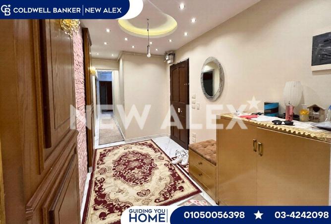 52450925 - Property Image 2