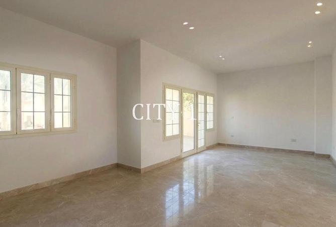 62894969 - Property Image 2