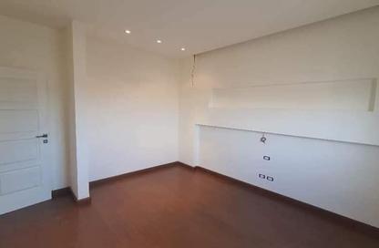 Apartment - 4 - 3 for sale in Al Gezira St. - South Investors Area - New Cairo City - Cairo