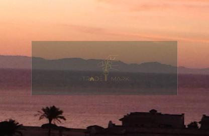 (بنتهاوس  (روف - 2 غرف نوم - 2 حمامات للبيع في لافيستا 5 - لافيستا - العين السخنة - السويس
