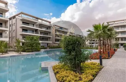 Apartment - 2 Bedrooms - 2 Bathrooms for sale in Lake View Residence - 5th Settlement Compounds - The 5th Settlement - New Cairo City - Cairo