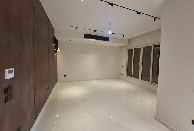 69836125 - الصورة الرئيسية للعقار