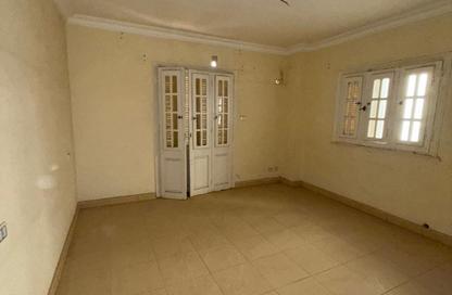Apartment - 3 Bedrooms - 3 Bathrooms for sale in Area B - Ganoob El Acadimia - New Cairo City - Cairo