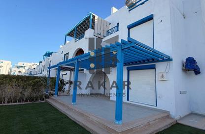 Chalet - 2 Bedrooms - 2 Bathrooms for sale in Mountain View - Ras Al Hekma - North Coast