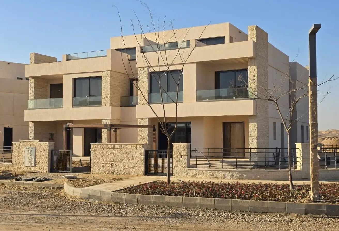 98006426 - Property Main Image