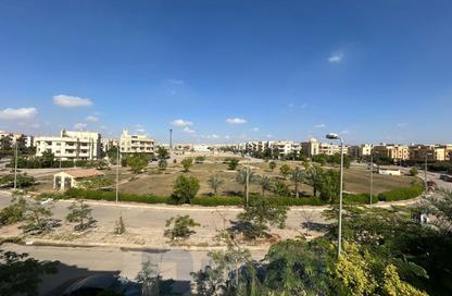 Apartment - 4 Bedrooms - 3 Bathrooms for sale in Al Bostan St. - 9th District - Sheikh Zayed City - Giza