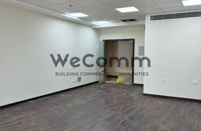 Office Space - Studio - 1 Bathroom for rent in Hyde Park Business District Mall - South Teseen St. - The 5th Settlement - New Cairo City - Cairo