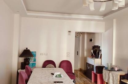 Apartment - 2 Bedrooms - 1 Bathroom for rent in Al Mohandes Ahmed Kamal Hamdy St. - 16th District - Sheikh Zayed City - Giza