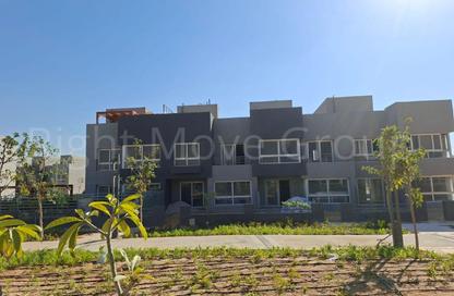 Townhouse - 3 Bedrooms - 2 Bathrooms for sale in Kayan - Sheikh Zayed Compounds - Sheikh Zayed City - Giza