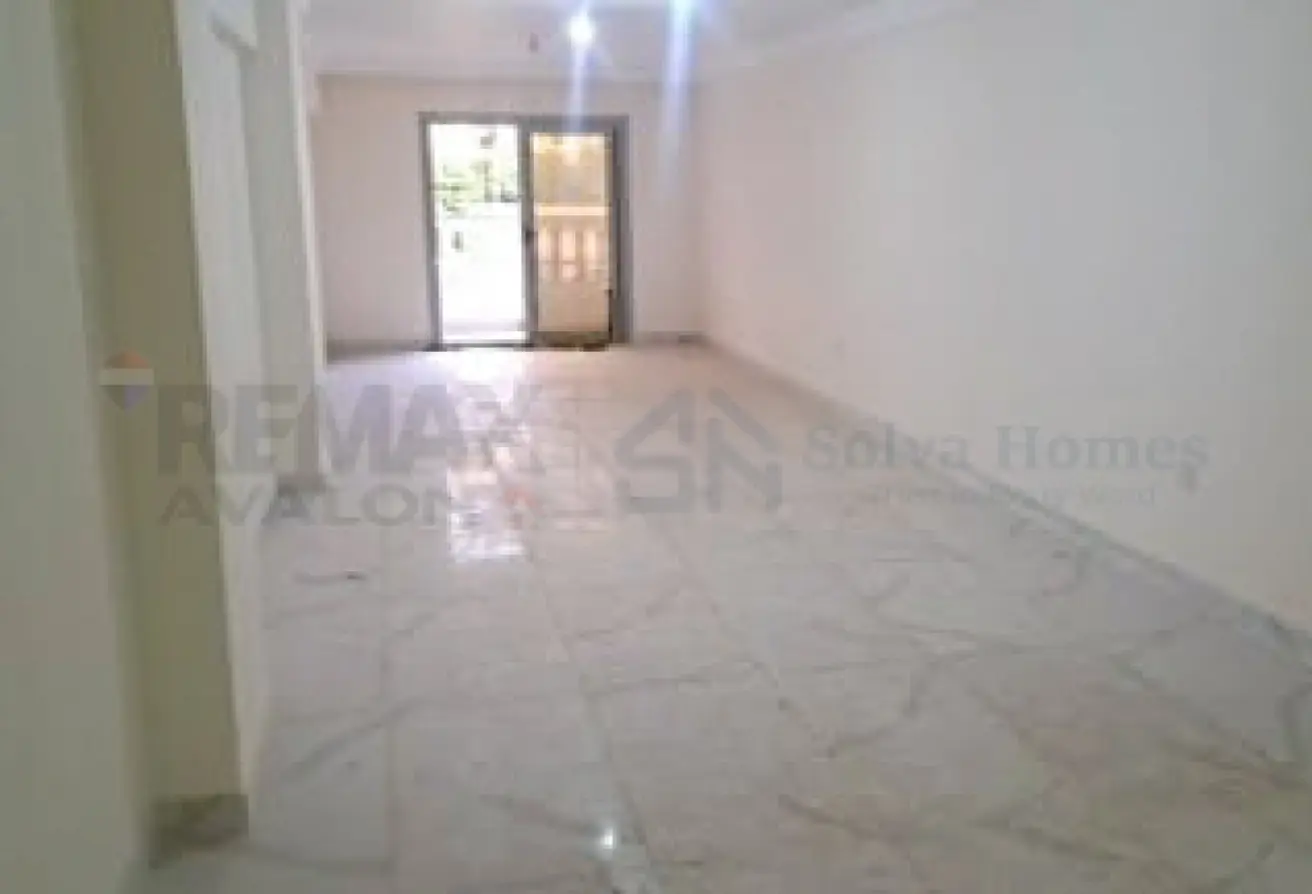 114894012 - Property Main Image